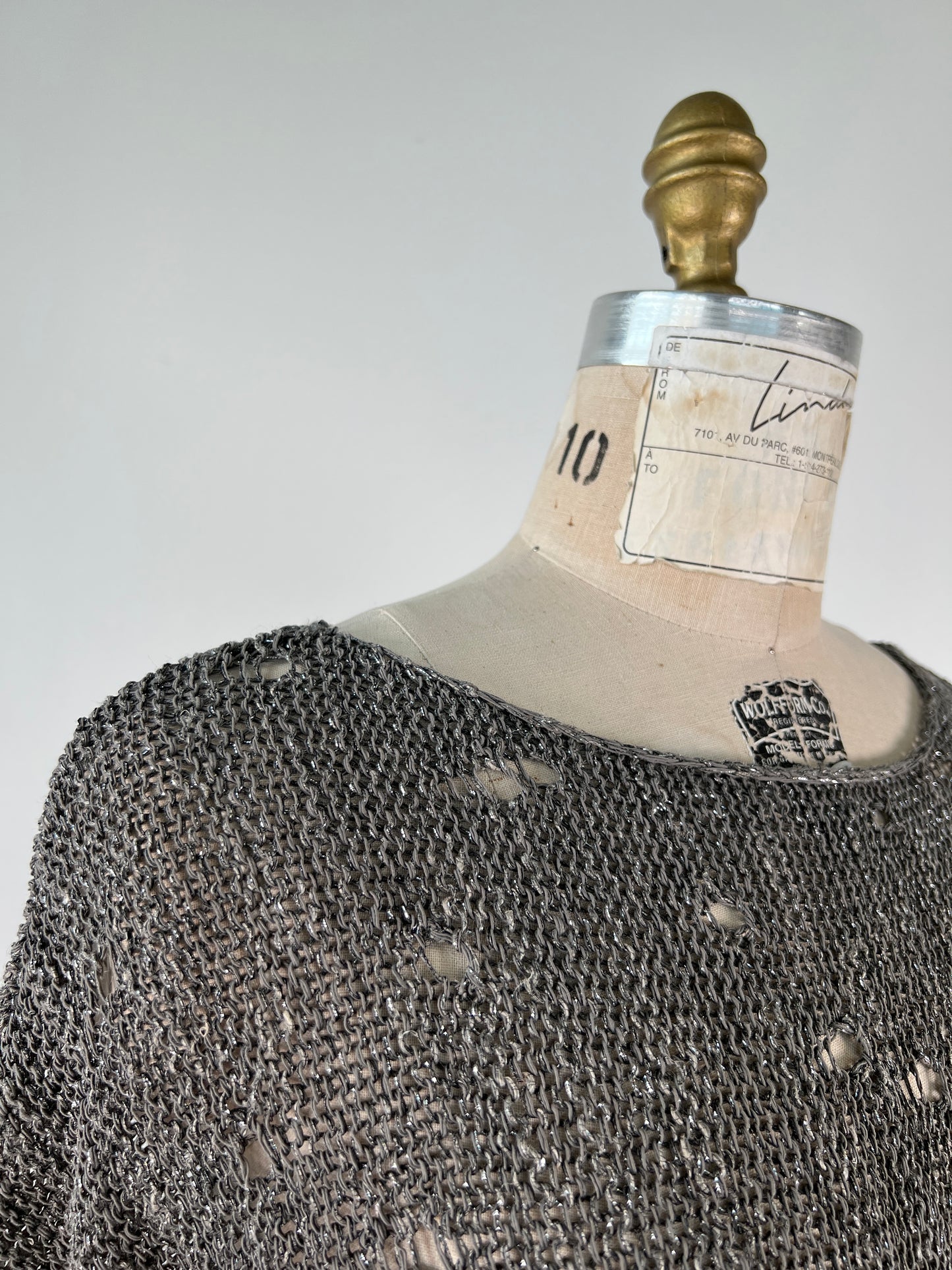 Chandail en tricot gris argenté lavable (XS à XL)