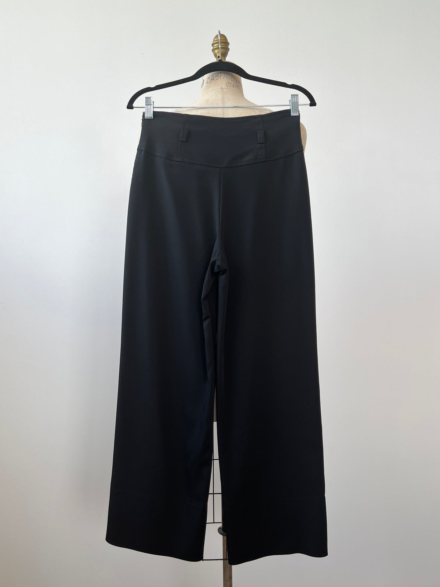 Pantalon taille haute noir à jambe large (4)