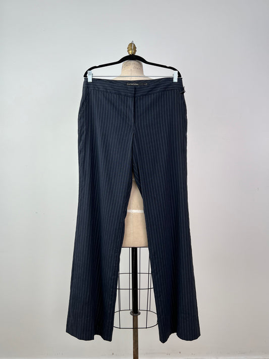 Pantalon  tailleur marine à fines rayures (12)
