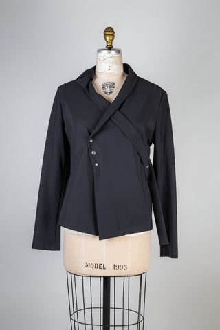 Black fitted blazer with decorative lapels (L)