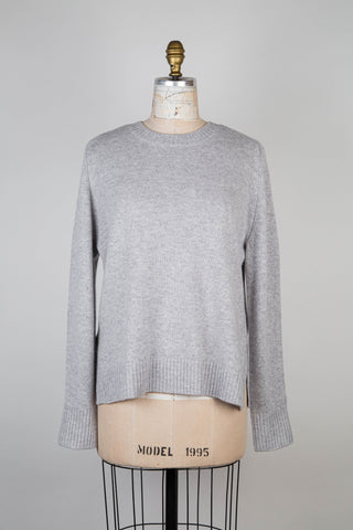 Chandail oversized en tricot gris lumineux (XS+S)