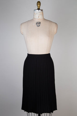 Black ribbed knit flared skirt