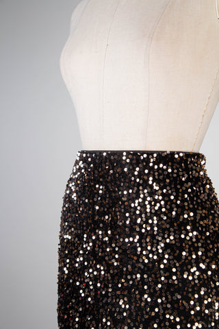 Black velvet skirt with gold sequins (4)