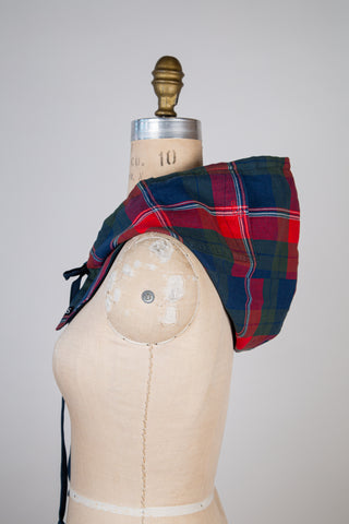 Blue denim/bright tartan capulard