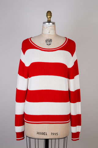 Red and white striped knitted sweater (6)