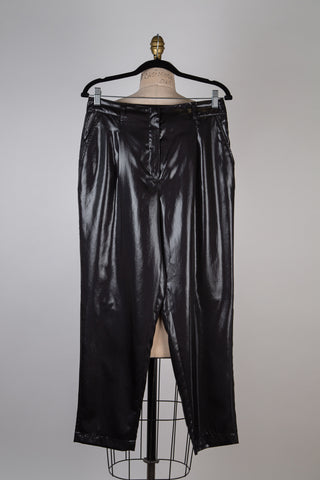 Black lamé pants with pleats (8)