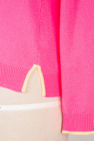 Pure cashmere sweater in neon pink (6)