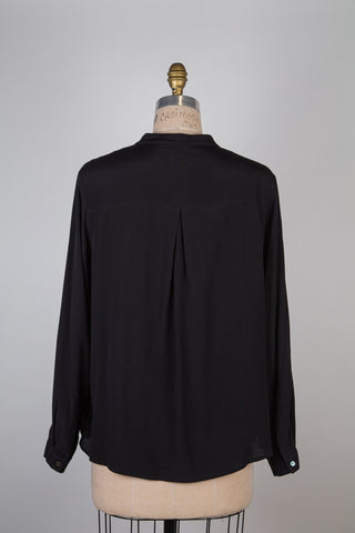 600278W191 - Black blouse with discreet straws (10)