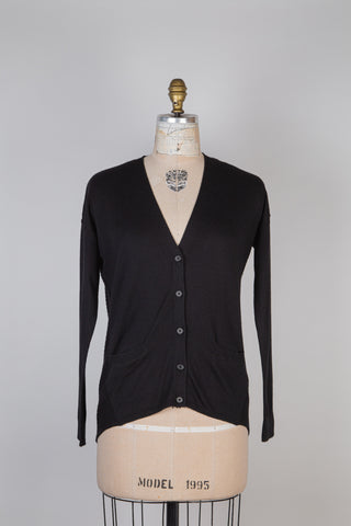 82192 - Black cardigan in 2 knits 6)