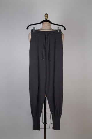 Pure cashmere grey jogger pants (6)