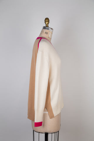 Pure cashmere V-neck sweater cream / nutmeg / fuchsia (6+)