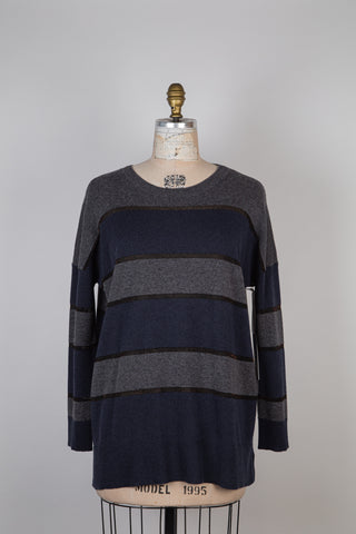 Oversized navy/grey/metallic sweater (6+)