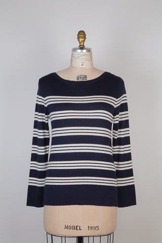 Multi-striped navy sweater (6)