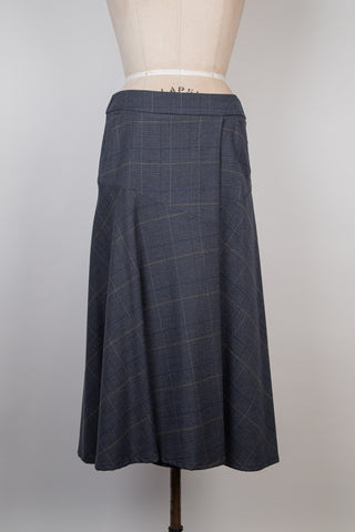 Blue tartan skirt (6/8)