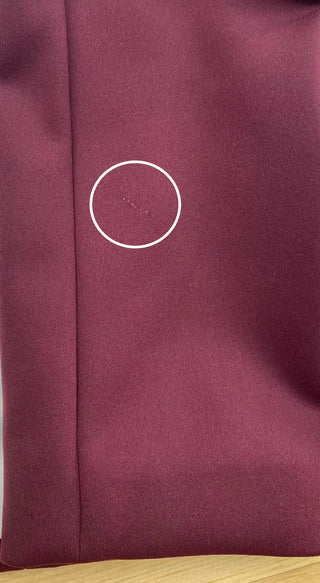 Blazer bourgogne aux boutons dorés (6)