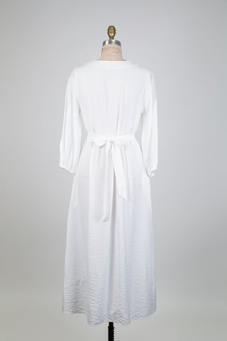 White dress, delicate drape (6)