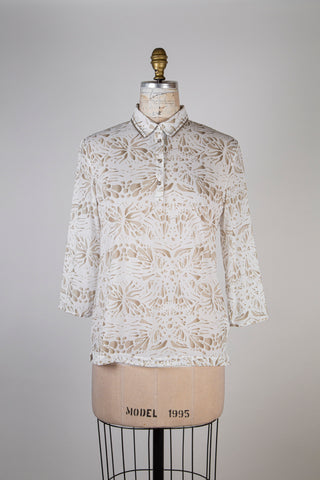 White microfiber polo shirt with sand pattern (12)