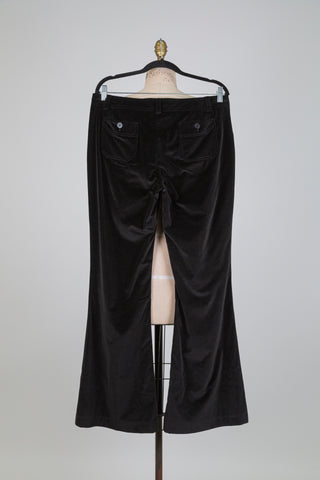 Pantalon en velours noir à braguette boutonnée (10)
