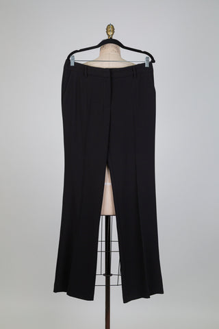 Pantalon tailleur noir jambe droite (M/L)