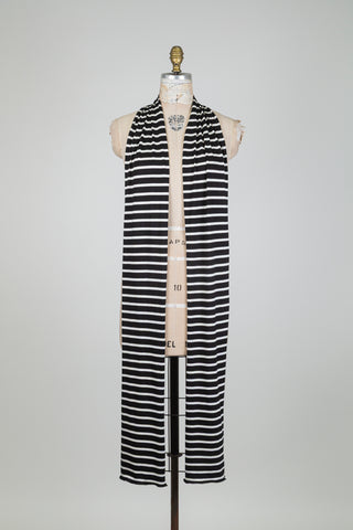 XXL scarf with black and cream stripes