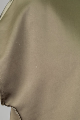 Chandail crop satiné vert olive (6)