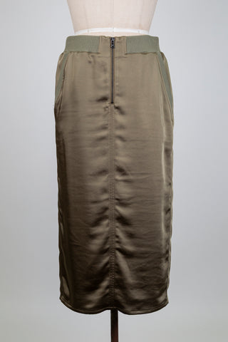 Jupe droite satinée vert olive (6)