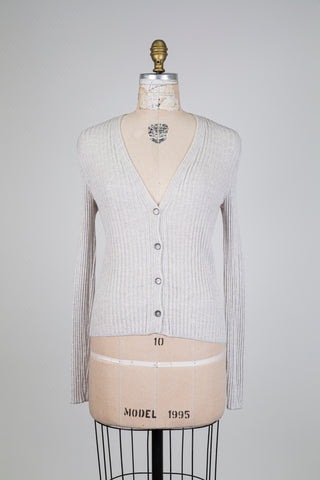 Lightweight ribbed cardigan in heather gray (6)