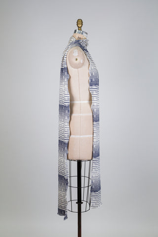 Foulard XXL crème interlignes marines