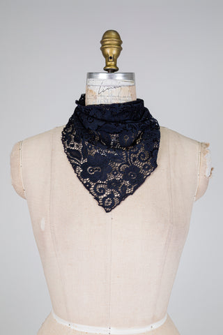 Foulard DANDY dentelle marine