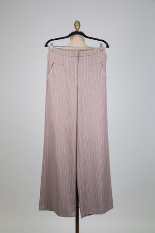 Pantalon taupe à fines rayures (6)