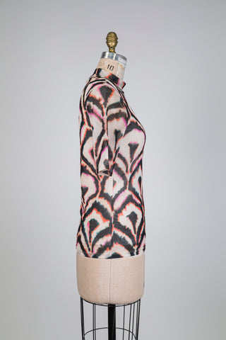 Chandail tribal à manches courtes (6)