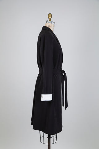 Robe blazer noire à revers blancs (4+14)