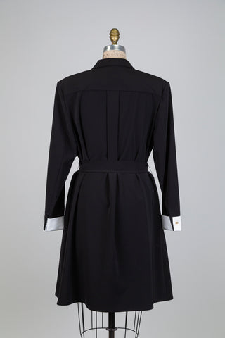 Robe blazer noire à revers blancs (4+14)