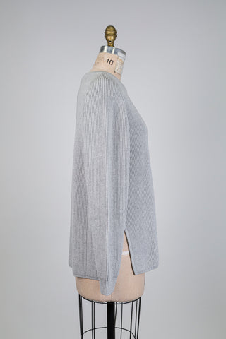 Chandail gris clair en coton côtelé (12)