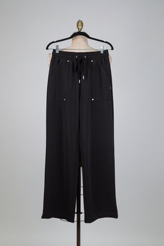 Pantalon noir cozy-chic (6)