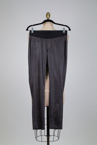 Pantalon legging anthracite façon serpent (8)