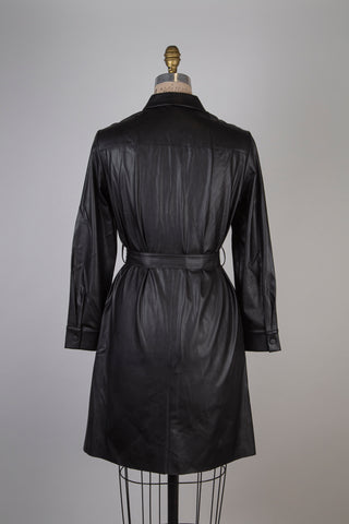 Robe chemisier en faux cuir noir (6 et 8)