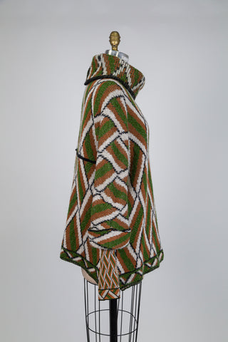 Chandail à manchon brun et vert à motif géo (XS+)