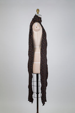 Foulard XXL noir floral ultra doux