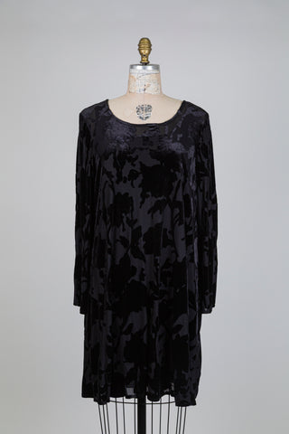 Robe ample noire en velours floral (L+XL)