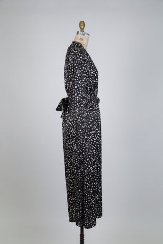 Black bubble print wrap midi dress (8)