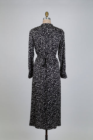 Black bubble print wrap midi dress (8)