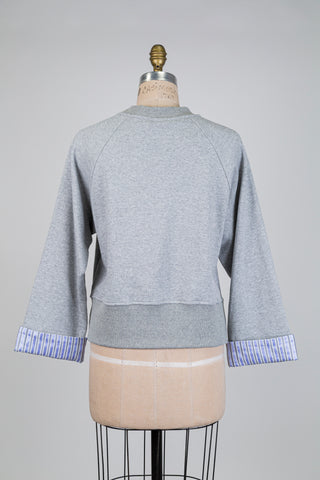 Grey sweatshirt with blouse cuffs (S+M)