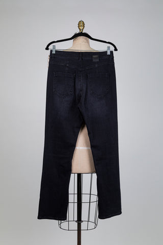 Pantalon en denim noir coupe droite (8+16)