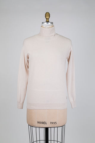 Cream-vanilla turtleneck sweater (6)