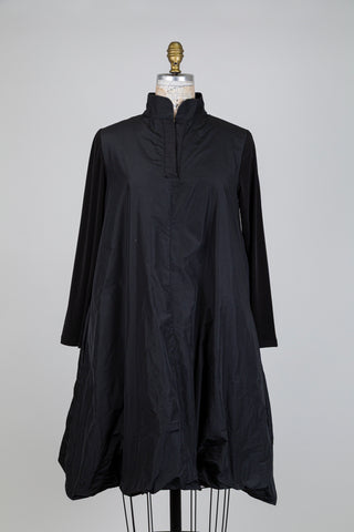 Robe ballon noire effet parachute à col mao (S)