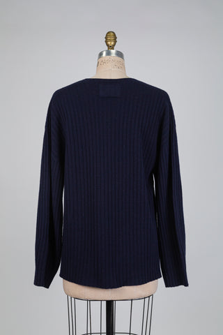 Chandail en laine douce marine (XXL)