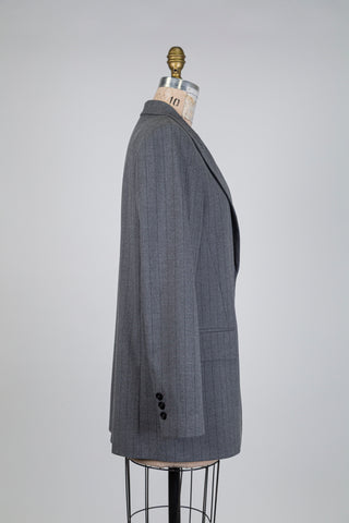 Blazer gris oversized à rayures (6)