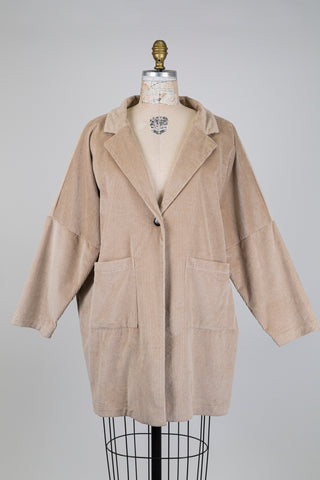Oversized beige corduroy jacket (S+)