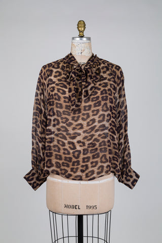 Blouse diaphane léopard à lavallière (6)
